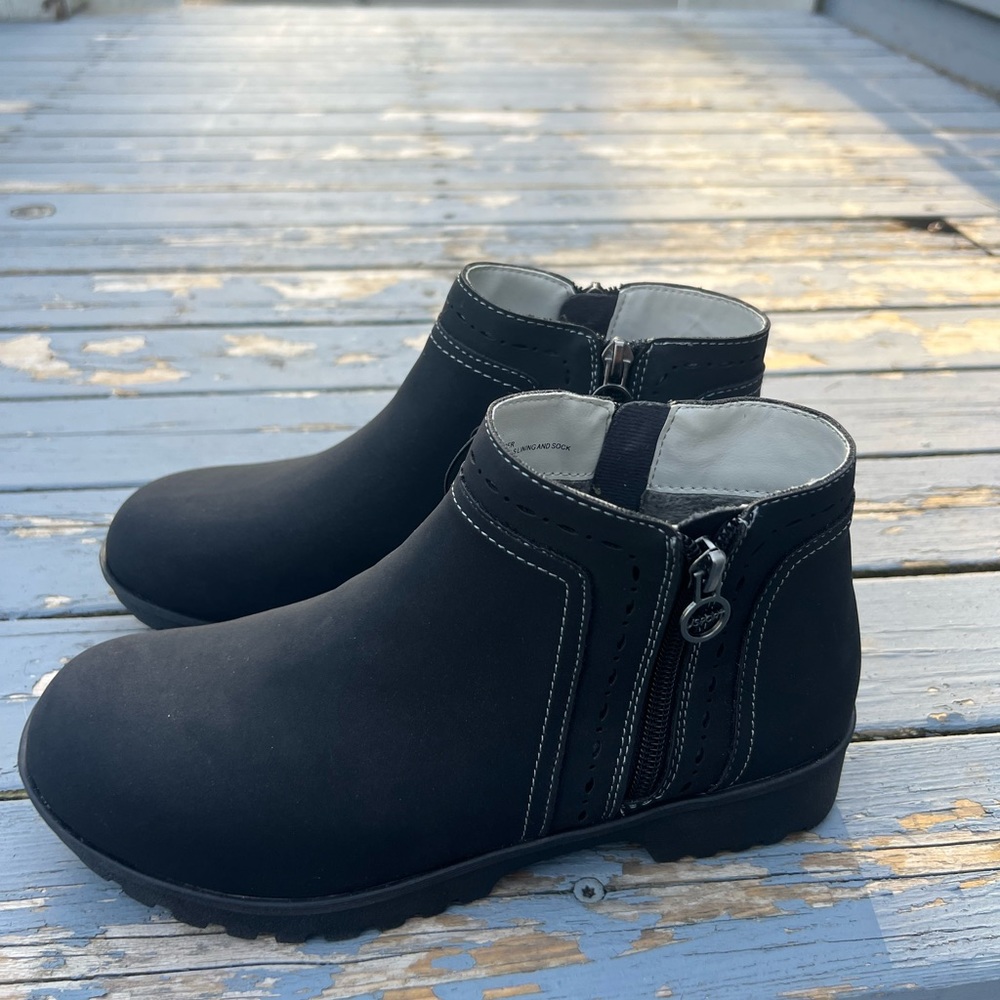 J sport boots